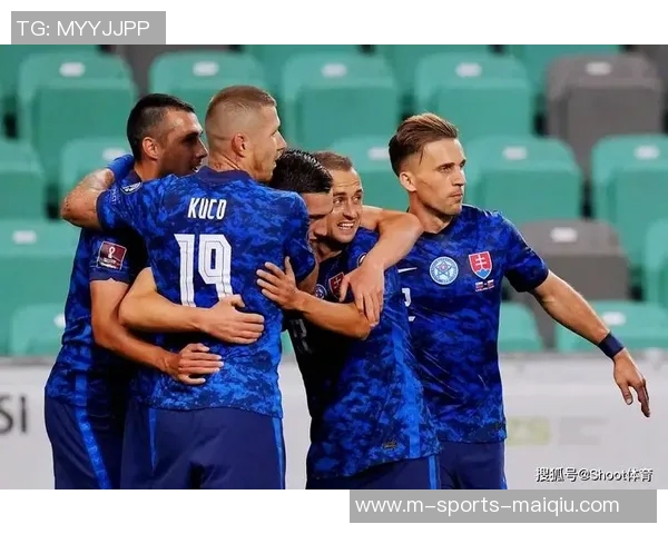 荷兰与斯洛伐克上半场精彩对决回顾与分析 荷兰与斯洛伐克上半场精彩对决回顾与分析